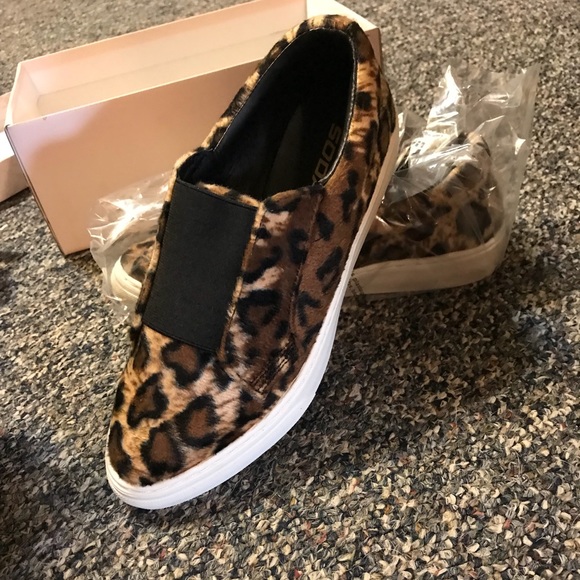 Soda Shoes - Leopard Sneakers